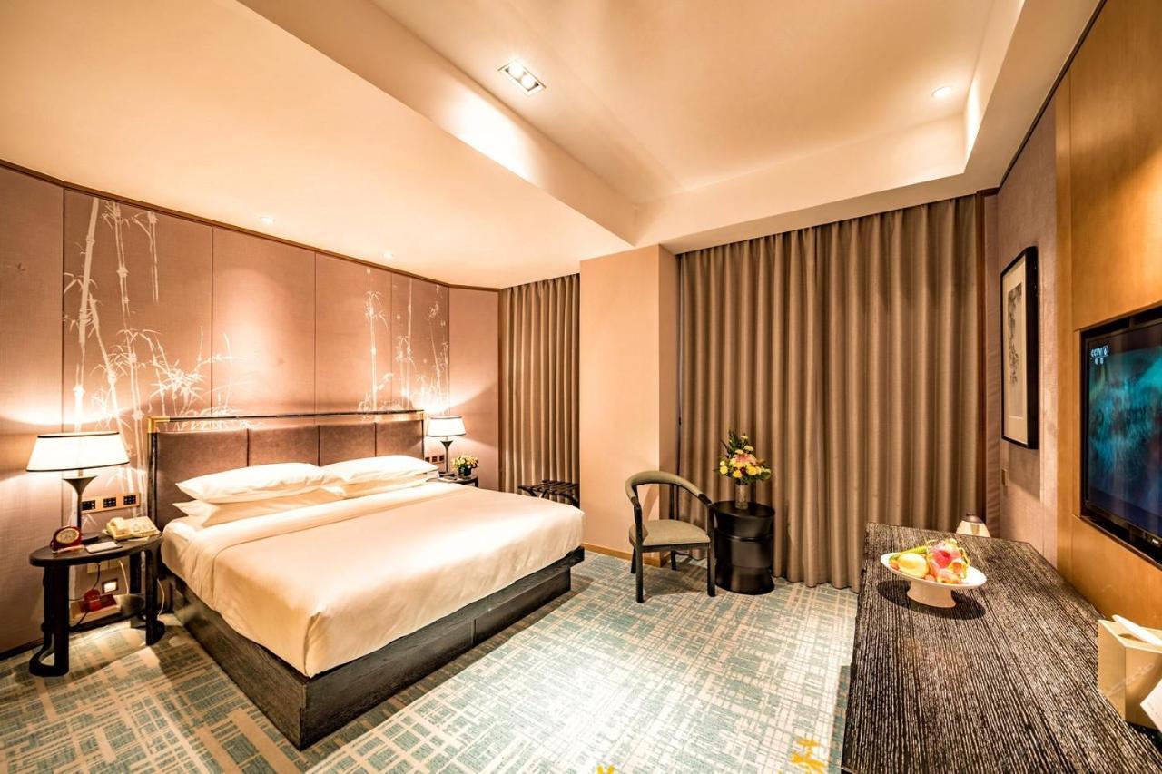 Courtyard By Marriott Yangzhou Hotel ภายนอก รูปภาพ